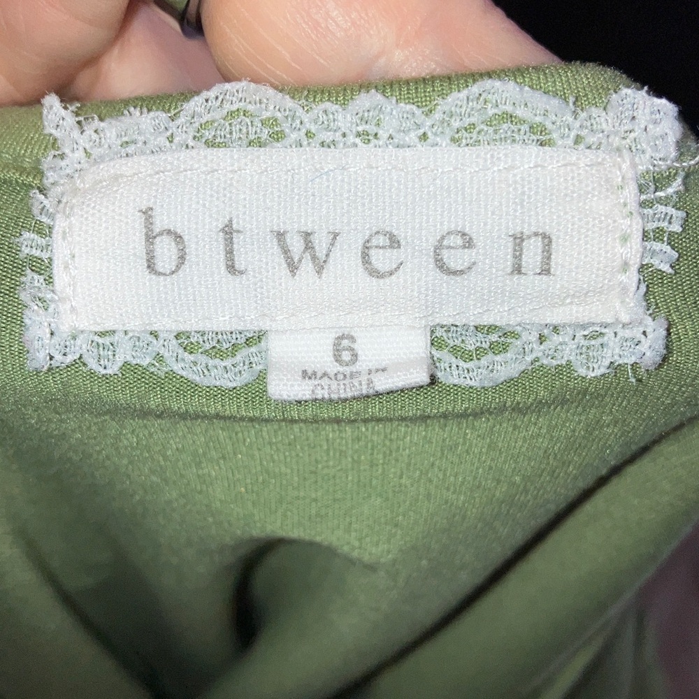 π4 for $20 btween Olive Green Floral Matching Set, size 6 - Picture 4 of 9